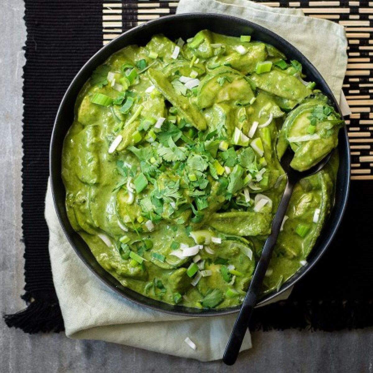 3 medvehagymás recept - így még tuti nem próbáltad a tavasz első kedvencét!