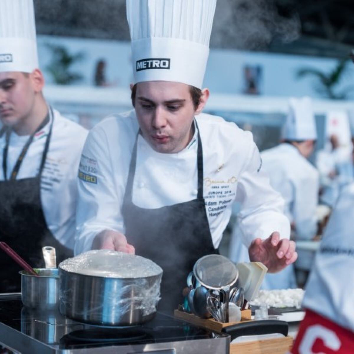 Pohner Ádám túl van a Bocuse D'Or európai döntőjének első versenynapján