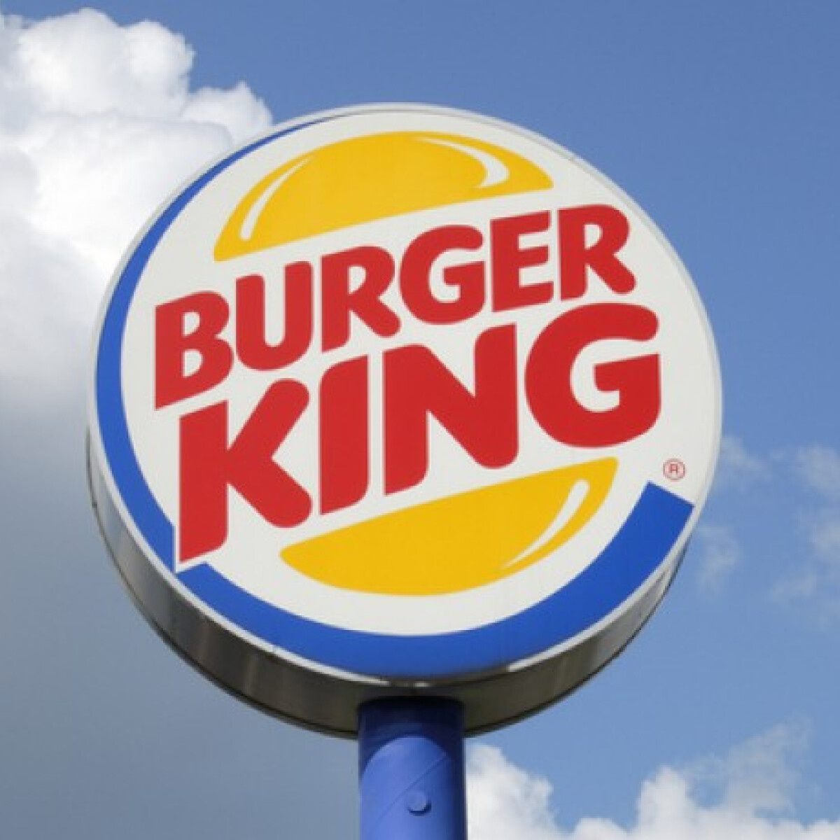 Nagyon bizarr hamburgert ehetsz mától a Burger Kingben!