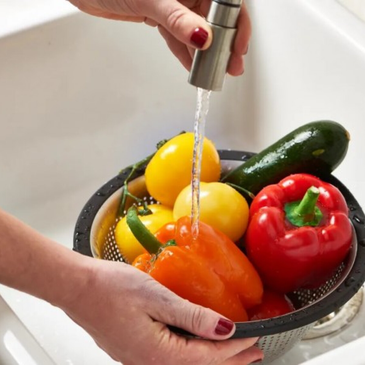 Ami most különösen fontos: így mosd meg a gyümölcsöket és zöldségeket