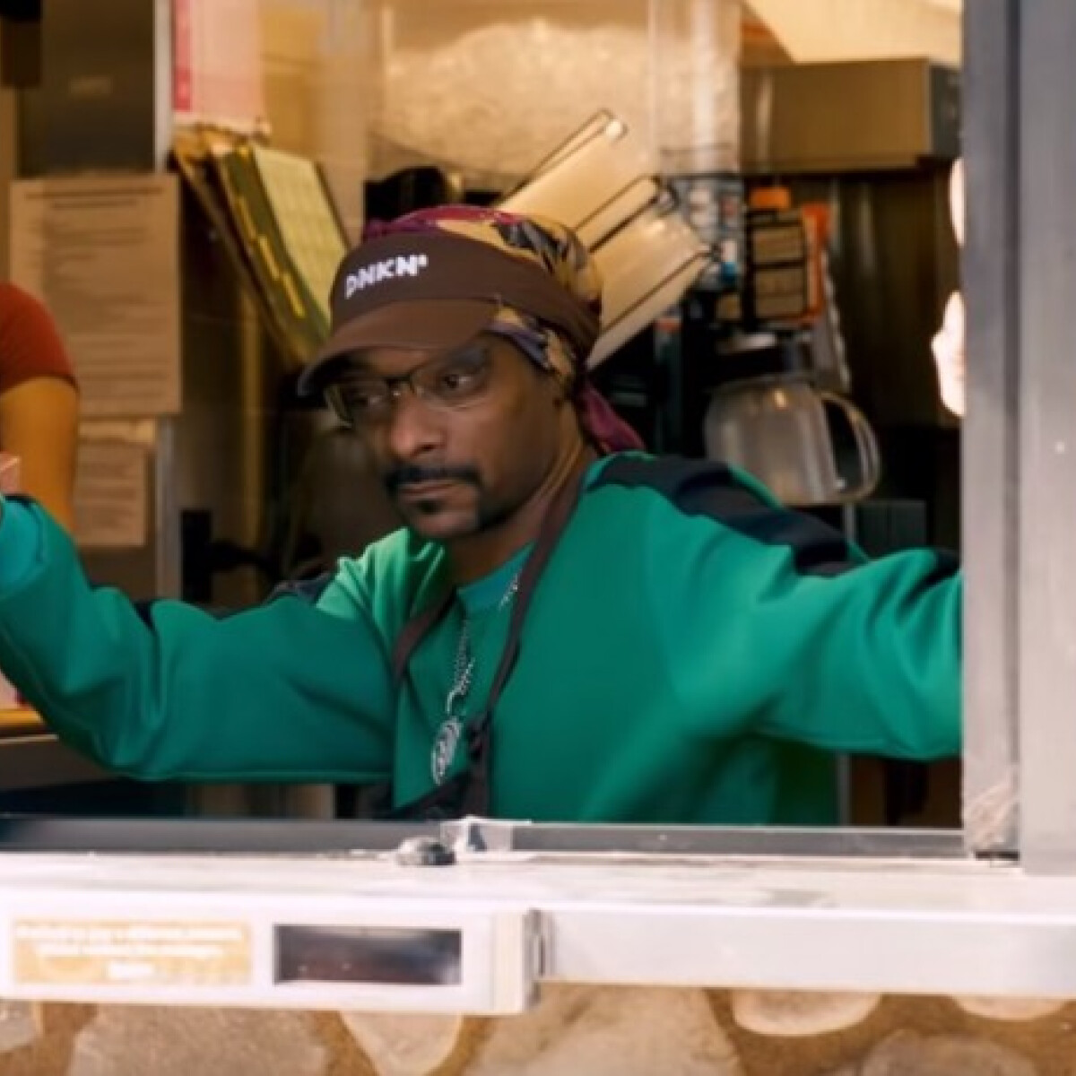 Snoop Dogg egy gyorsétteremben kezdett el dolgozni – De vajon miért?