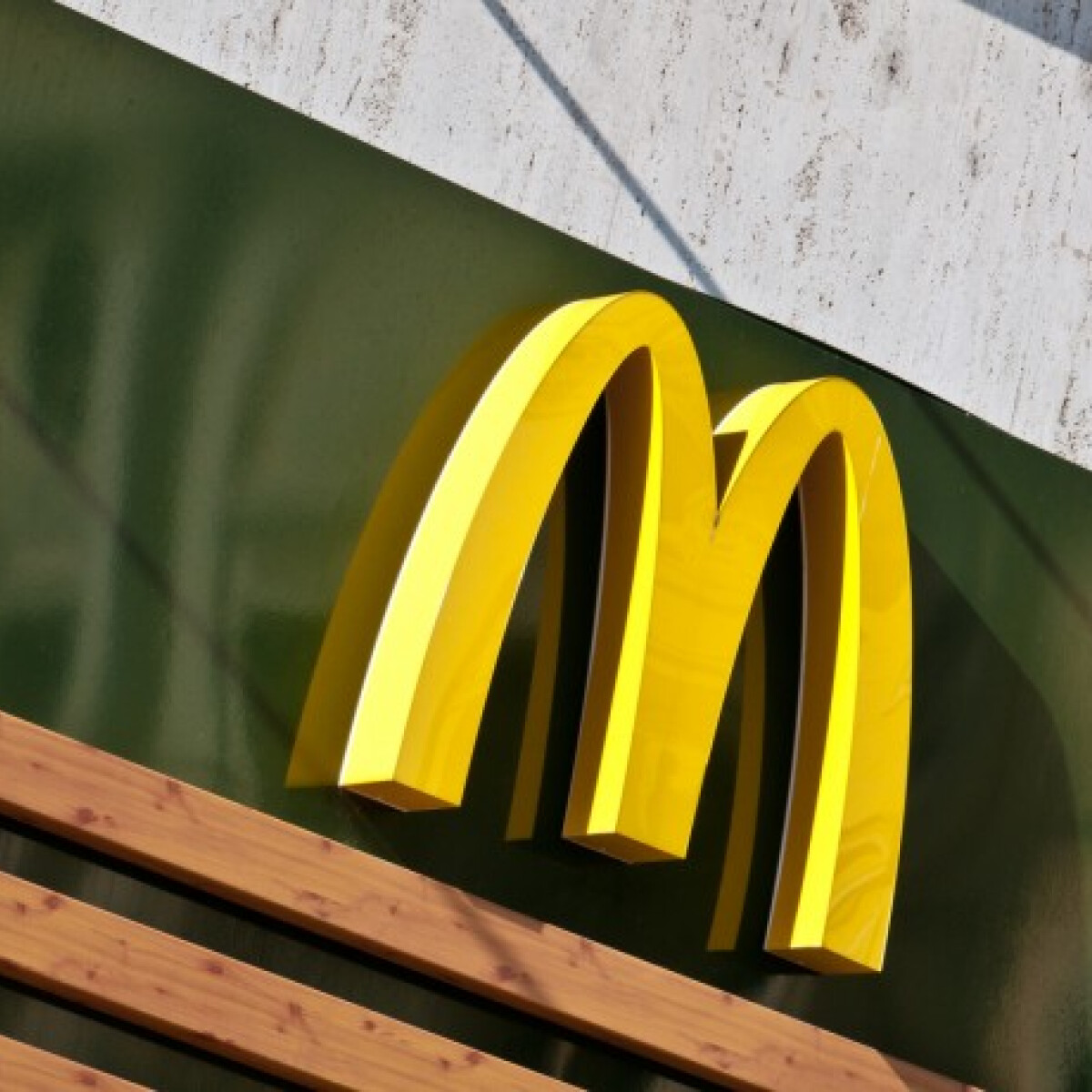 Undi élőlényt talált ez a nő a rendelésében a McDonald's-ban
