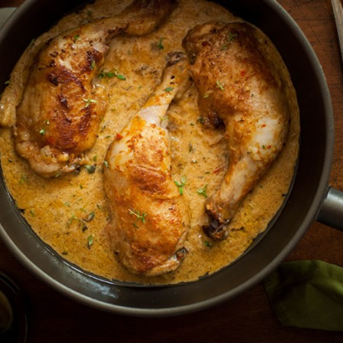 9 ellenállhatatlan recept csirkecombhoz