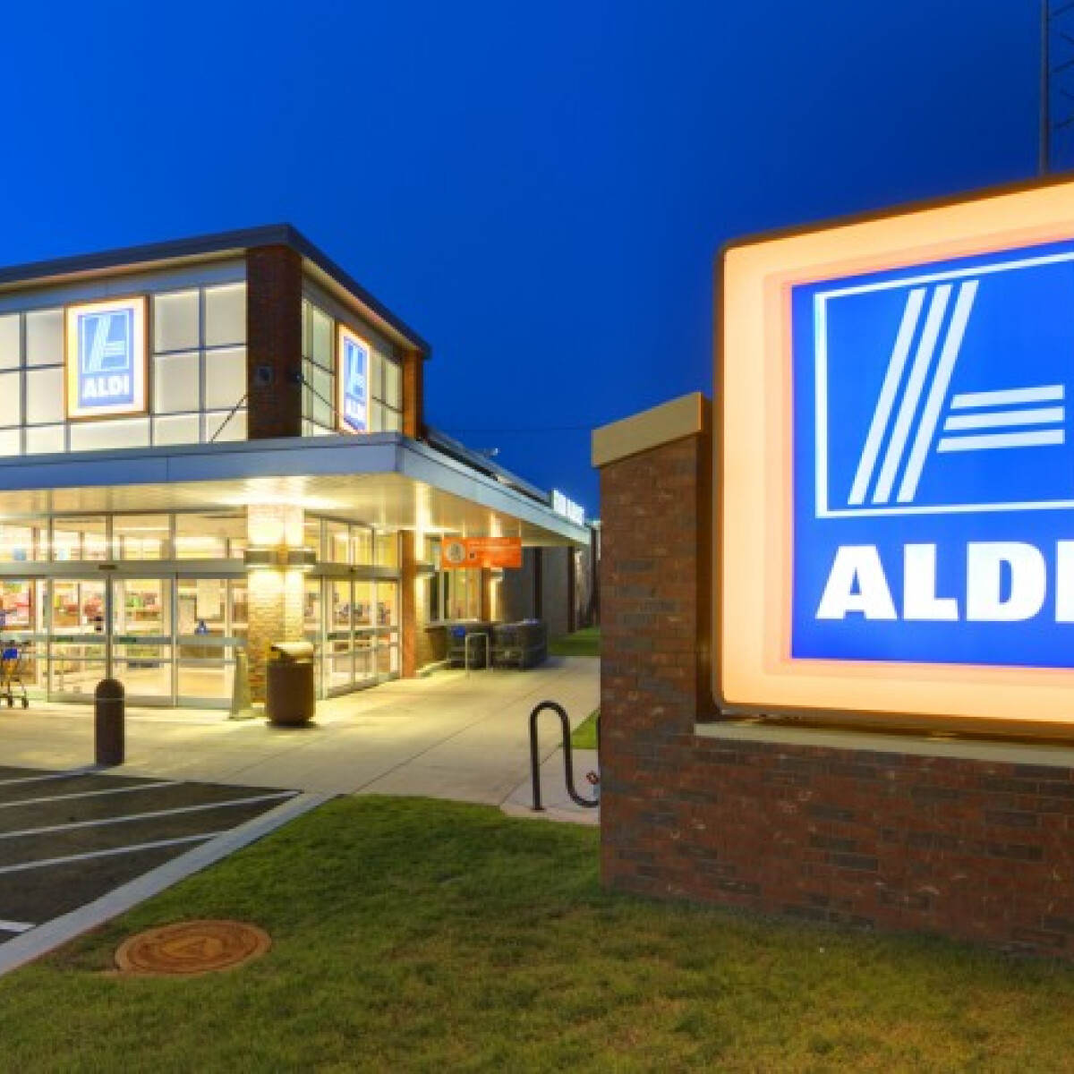 Egészen őrült nevű sajtokat dobott piacra az ALDI