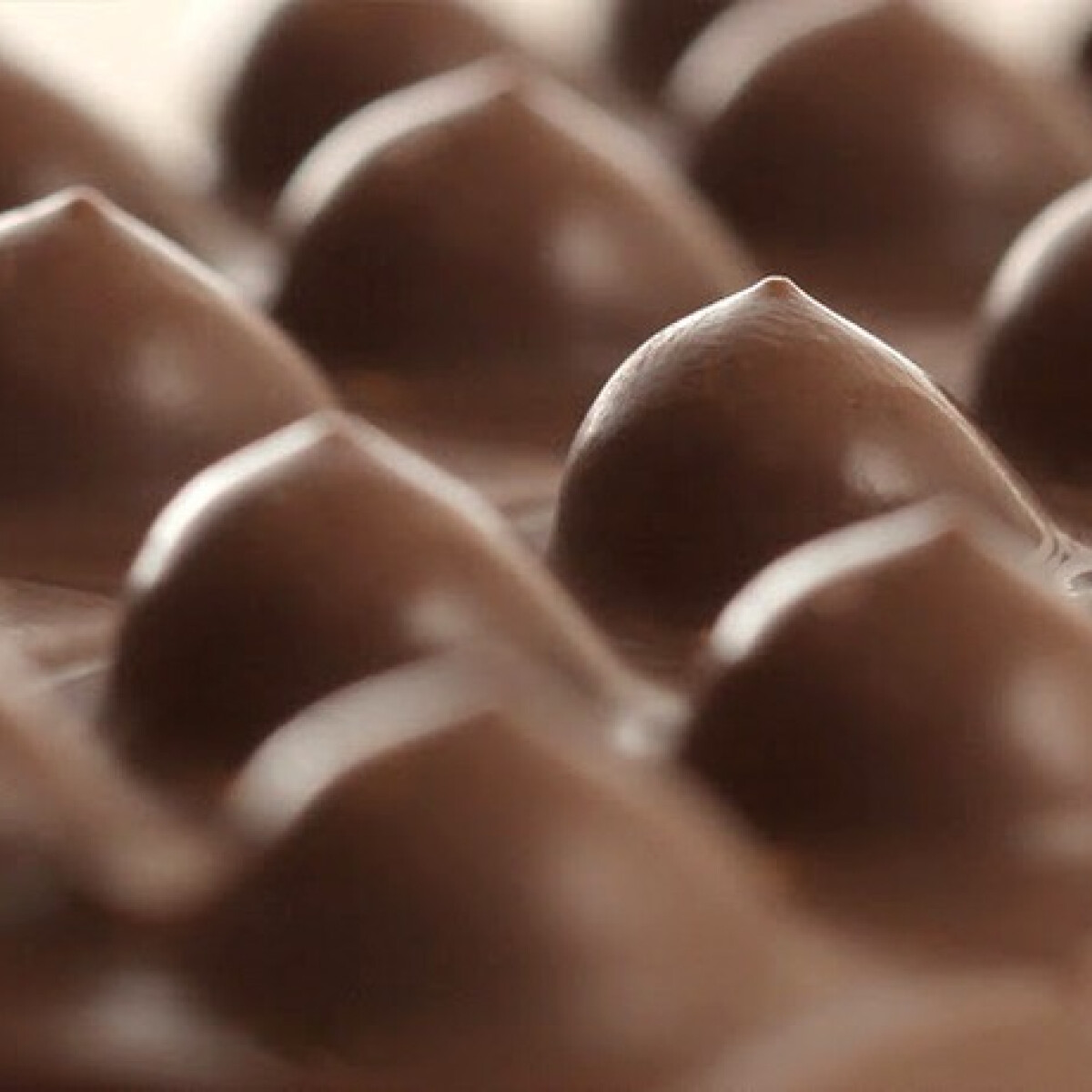 CICIS csokit dobtak piacra, több méretben - sértő vagy nem?