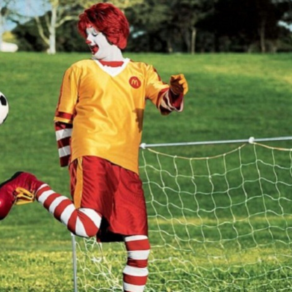 Az oroszországi foci vb-re készül a McDonald's - nem is akárhogy!