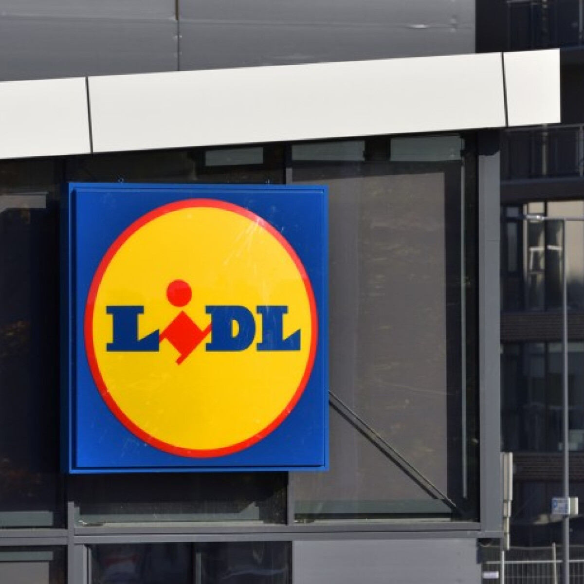 Menő alternatívát kínál a műanyag zacskók helyett a Lidl