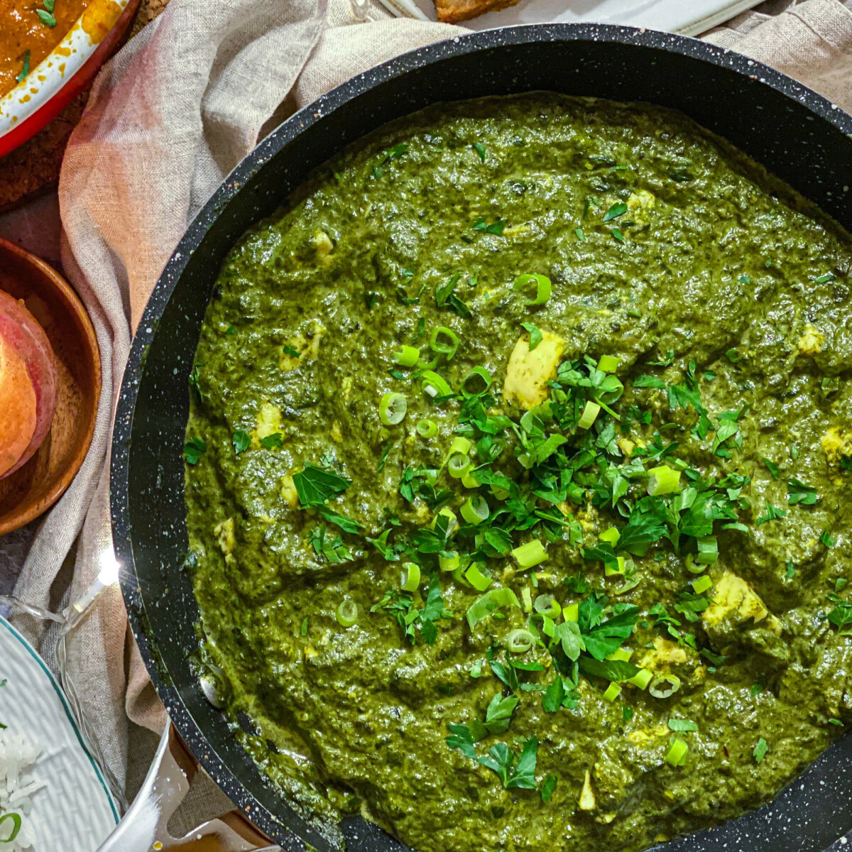 Mit főzzek ma? Zöldborsókrémleves, spenótos curry és almás-körtés cobbler készül