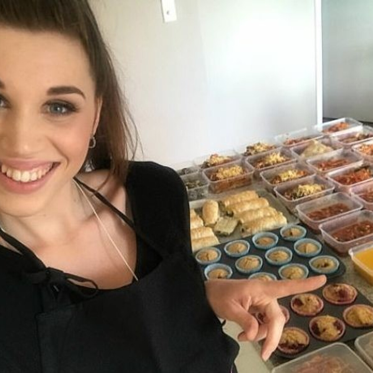 Több száz adag ételt főzött a kismama családjának