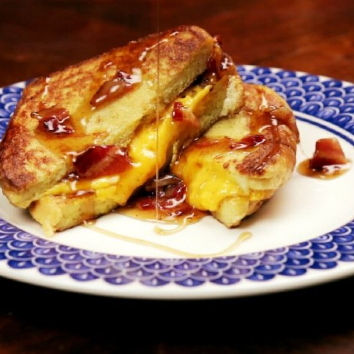 Így süss French Toast Grilled Cheese-t!