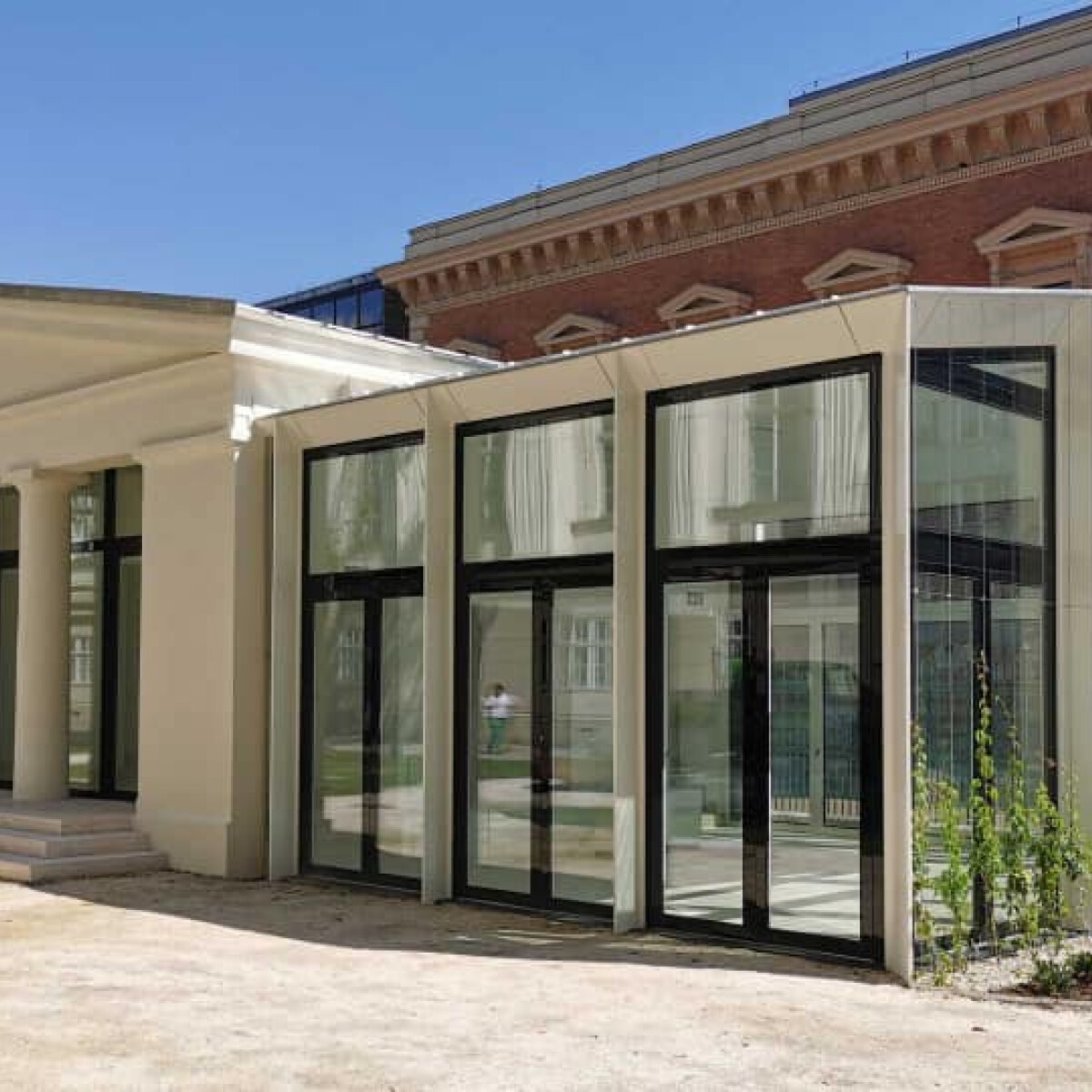 Festői környezetben nyit új cukrászdát az Auguszt család