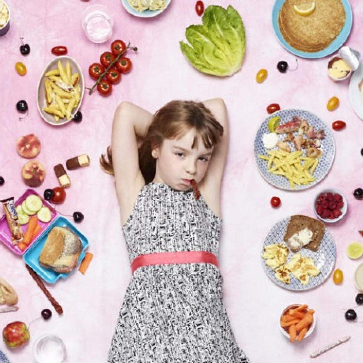 Ezt eszik a gyerekek a világ különböző pontjain - 25 gyerek heti ételei 25 fotón ábrázolva