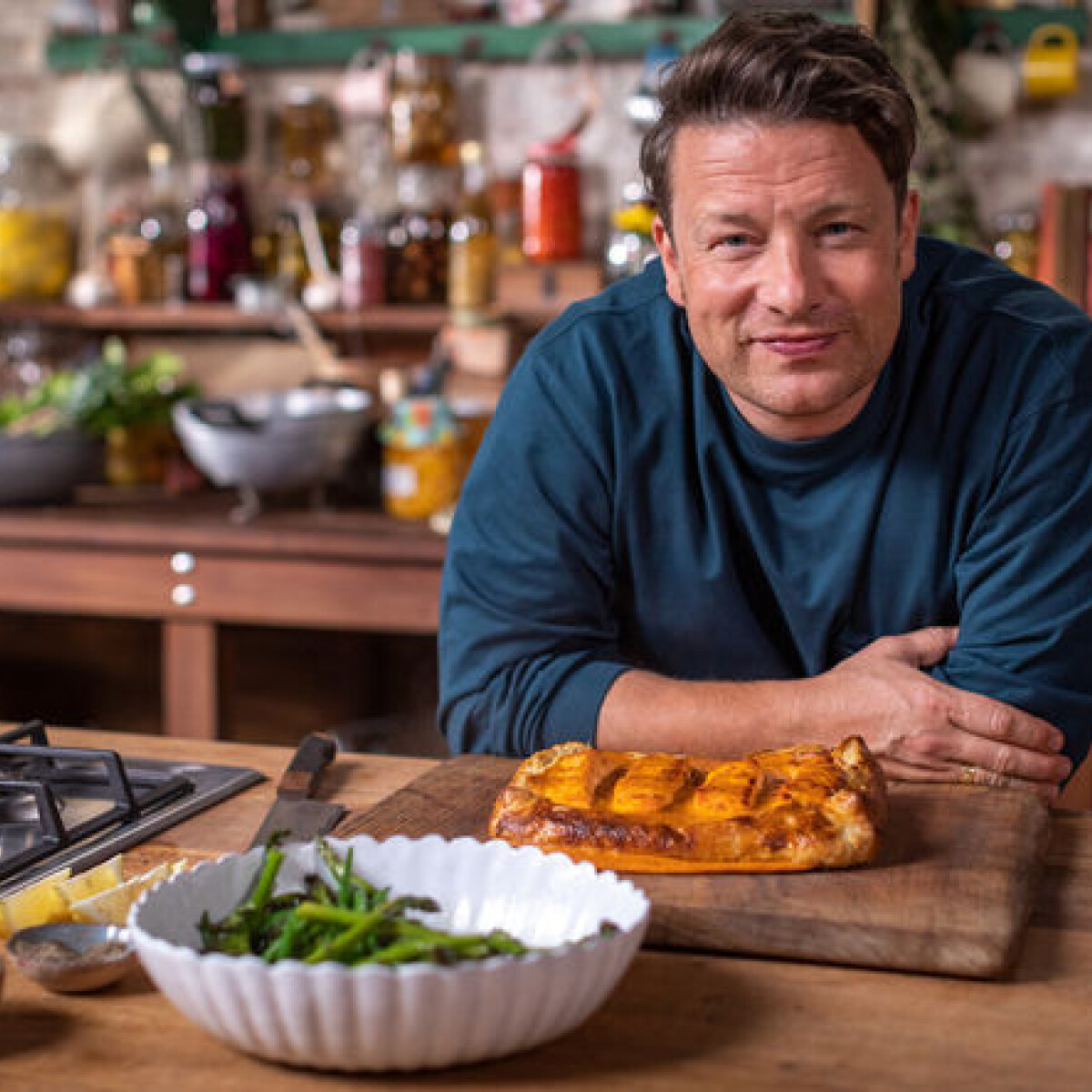 Jamie Oliver olyan dolgot művelt a pizzával, amit csak kevesen mernének