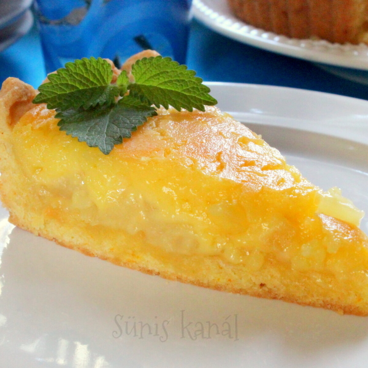 Illatos, ananászos-narancsos linzertorta
