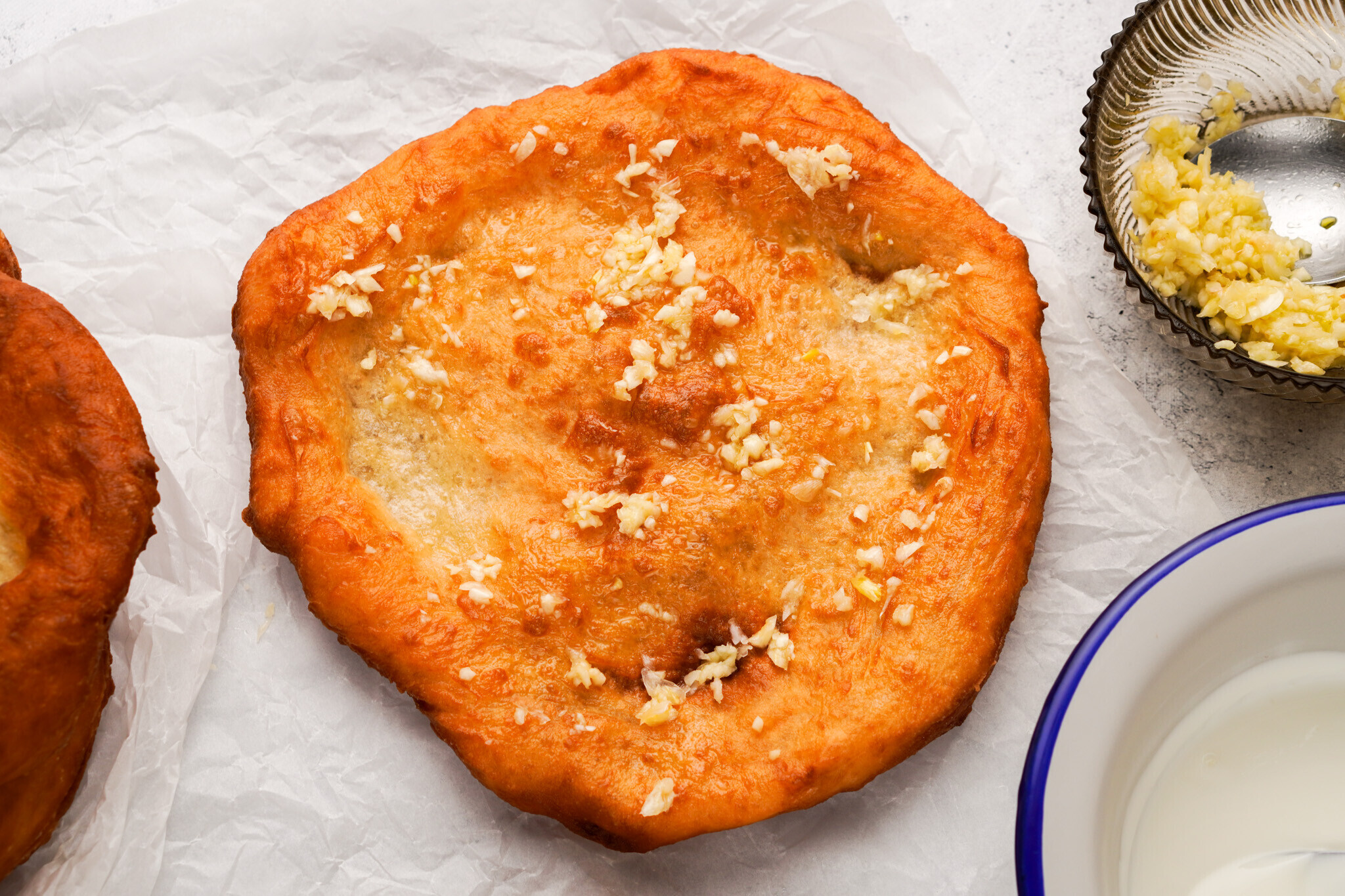 joghurtos lángos