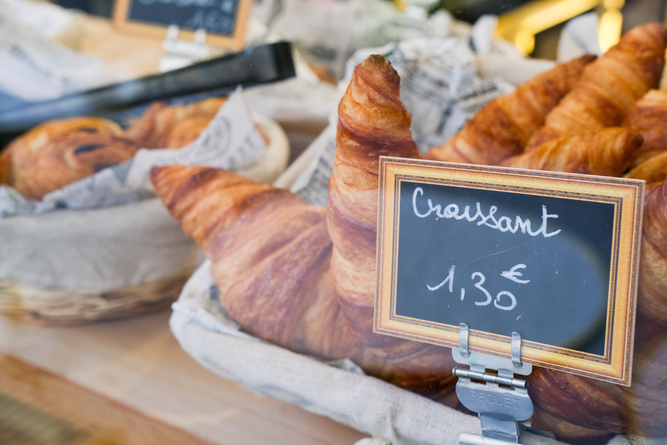 Francia pékség croissant-nal