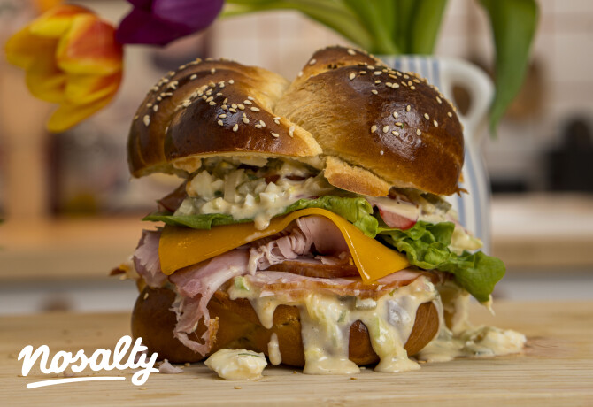 Húsvéti sonkás burger