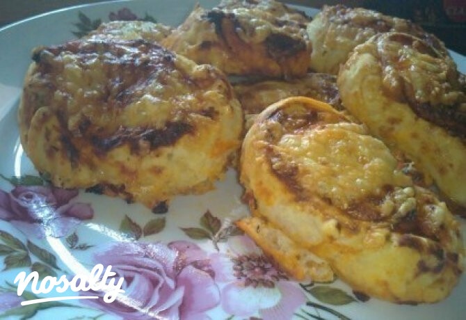 Kolbászos - pizzás csiga