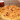Tejfölös-túrós alapú pizza magyarosan