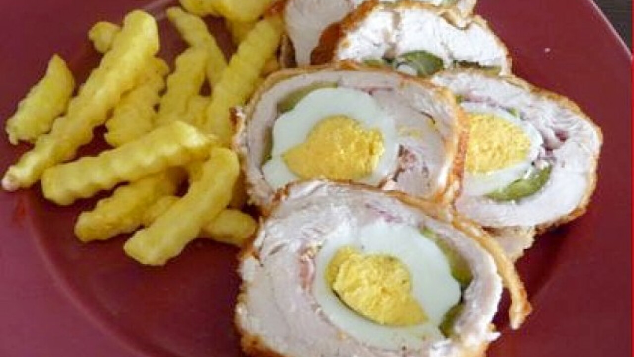 Tojásos-baconös rántott pulykamell