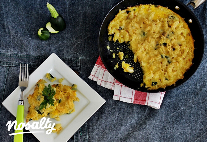 Cukkinis-tésztás frittata