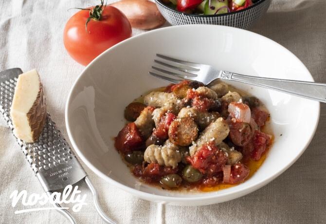 Csicseris gnocchi rusztikus paradicsomszósszal