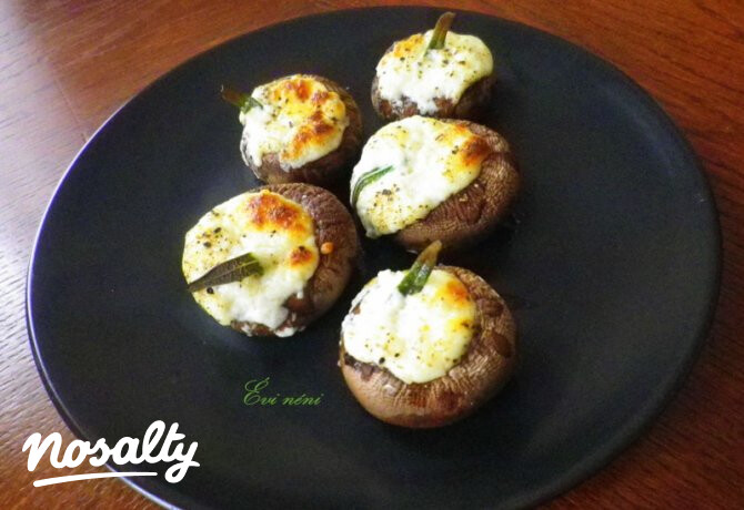 Kecskesajttal grillezett gomba