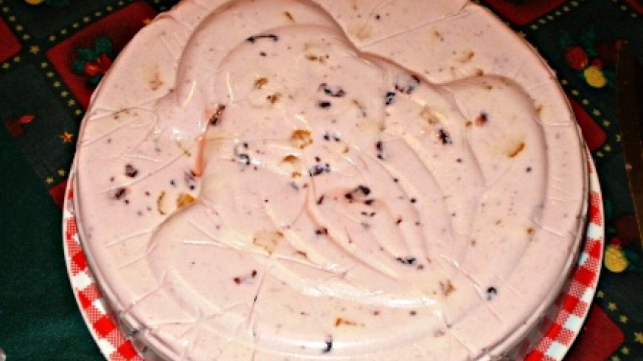 Joghurttorta aszalt gyümölcsökkel