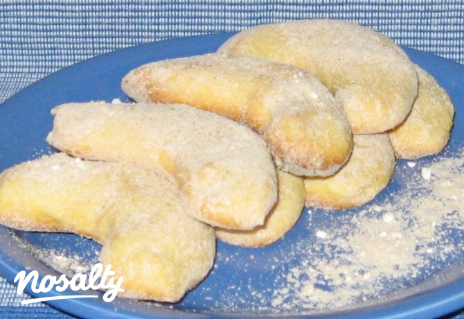 Fahéjas-cukros kifli