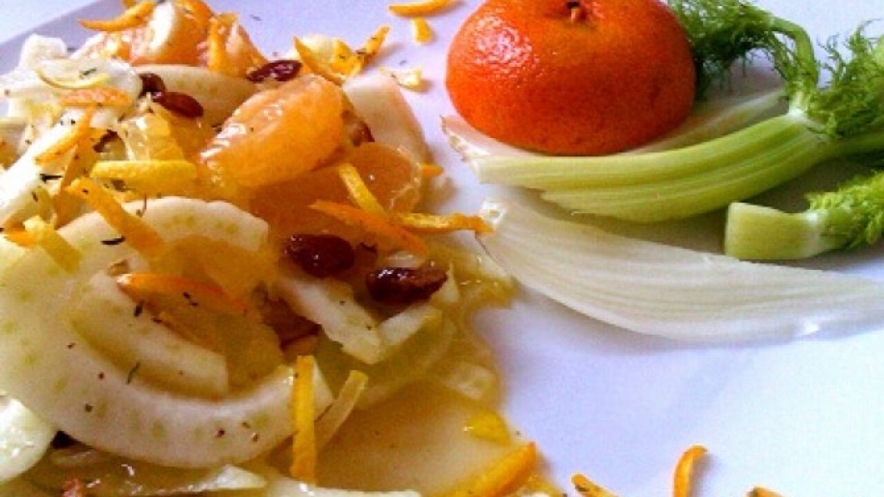 Szicíliai édesköményes citrussaláta