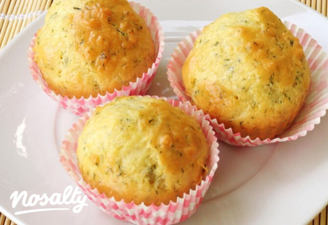 Sajtos-kapros muffin