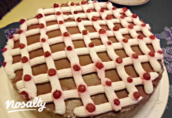 Nutellás-babapiskótás torta