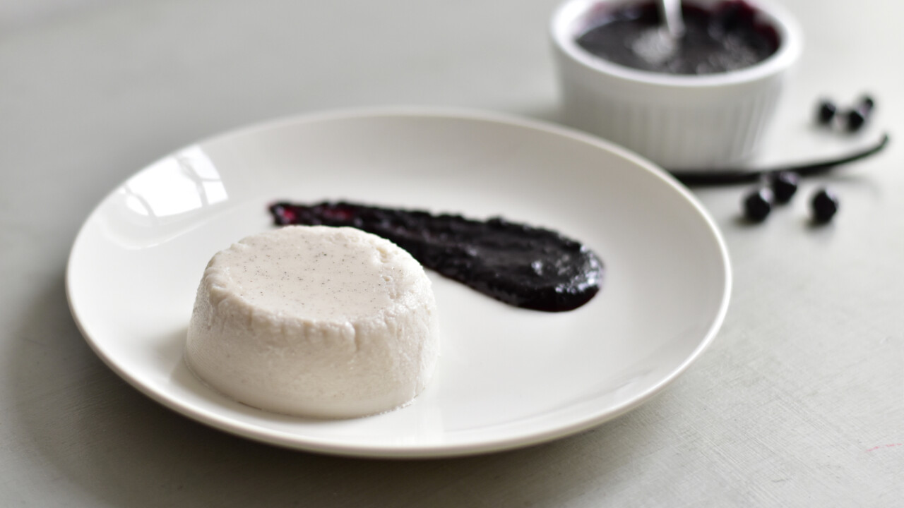 Kókuszos panna cotta berkenyepürével