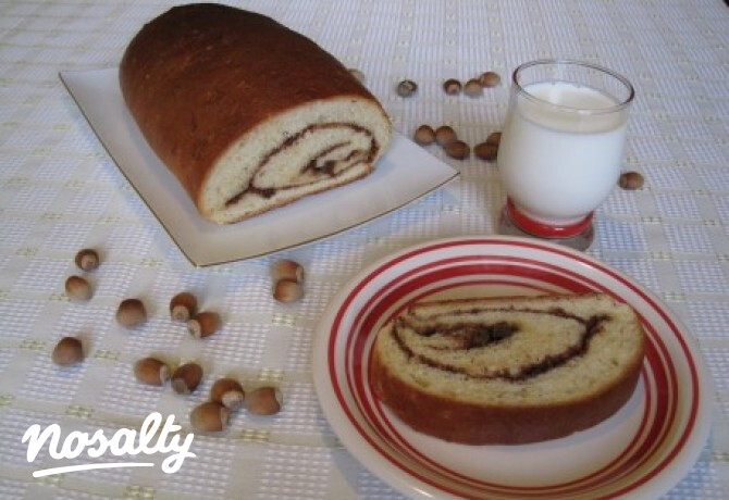Fahéjas-mogyorós kalács