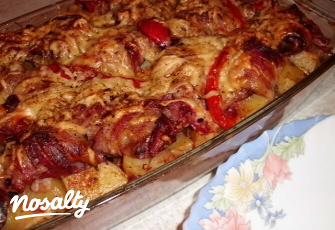 Sajtos-baconös csirkemáj krumplival
