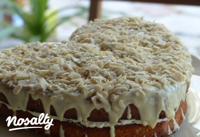 Málnás-mascarponés-fehér csokis torta