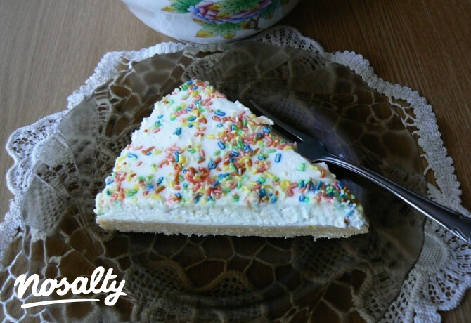 Bodzaszörpös torta