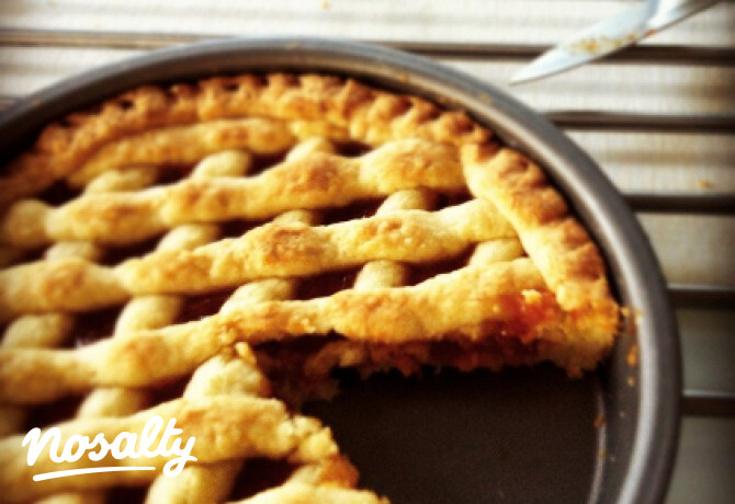 Rácsos linzer lekvárral