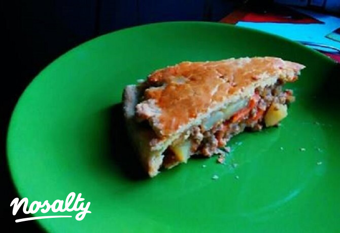 Angol krumplis húsos pite