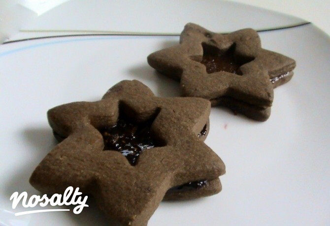 Kakaós linzer meggylekvárral