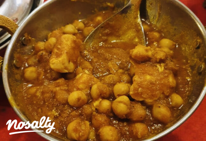 Csicseriborsó curry