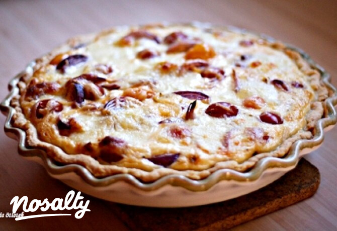 Mozzarellás-paradicsomos pite