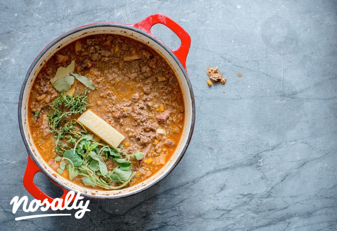 Lassan főtt bolognai