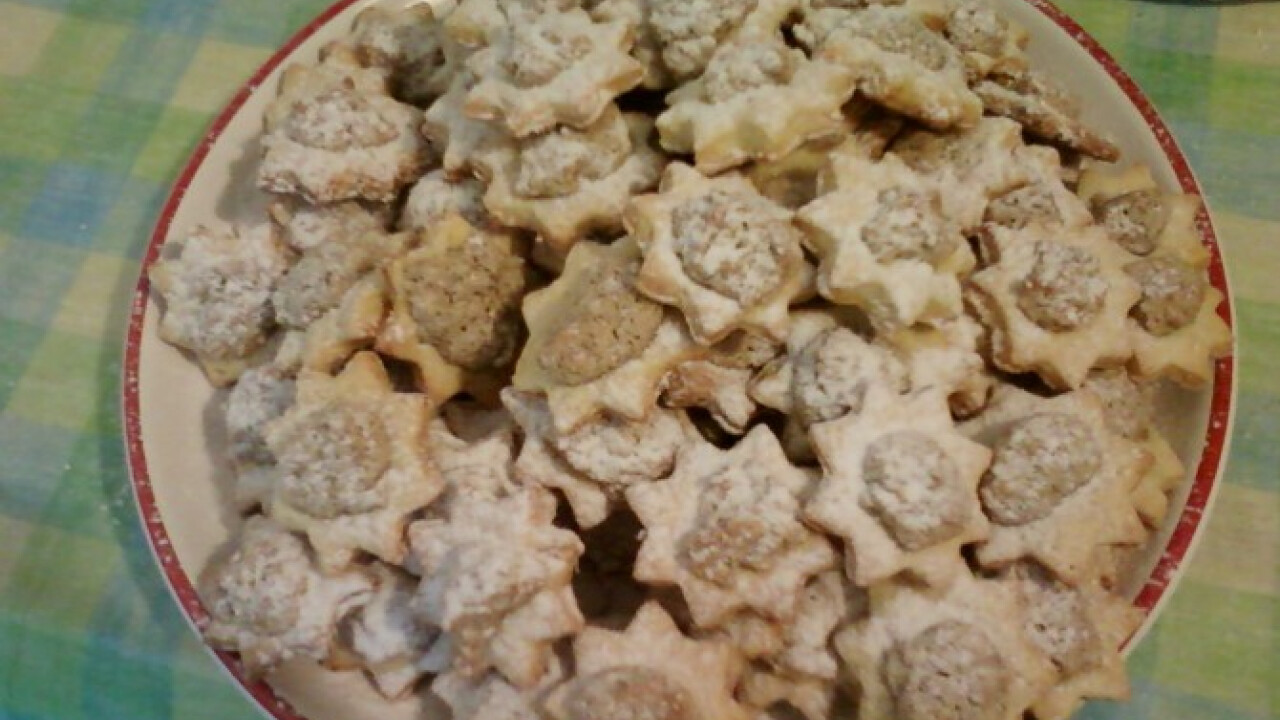 Adventi dióhabos linzer