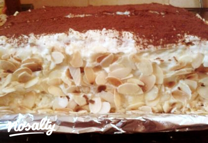 Tojáslikőrös-pudingos torta