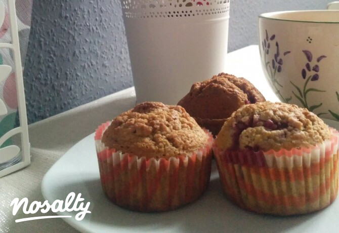 Teljes kiőrlésű citromos-málnás muffin cukormentesen