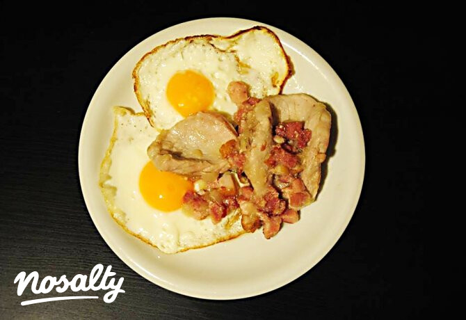 Bütyök baconos Holsteinje