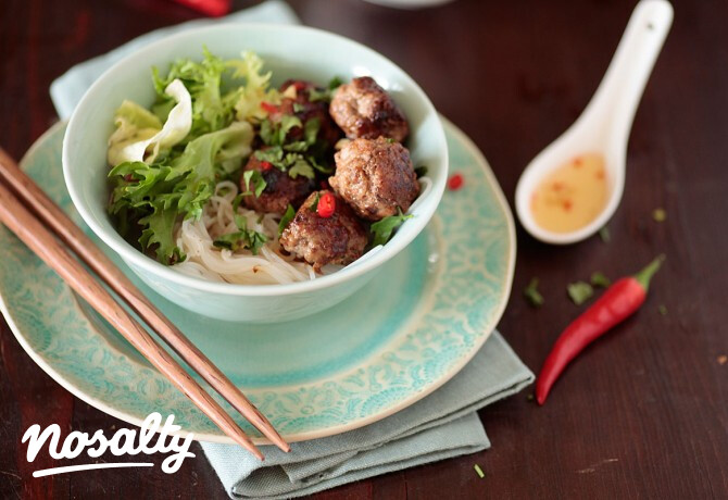 Bun cha - a vietnami húsgombócos egytál