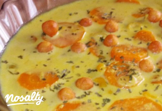 Curry-s tejes kukoricaleves