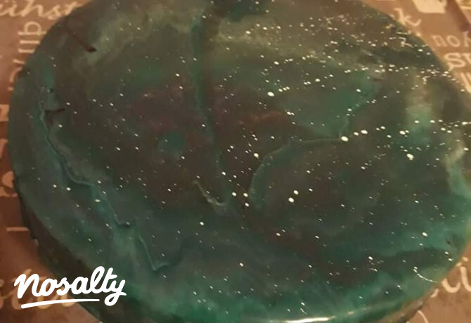 Galaxis tükörfénytorta